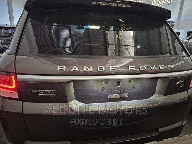 Gray 2016 Land Rover Range Rover Sport HSE 4x4 with 3.0L 6cyl 8A engine - Pre-owned, for sale
