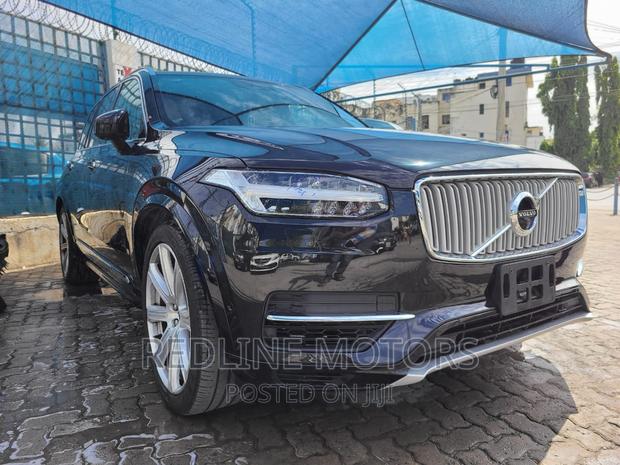 2017 Volvo XC90 in Black: High-End Used SUV