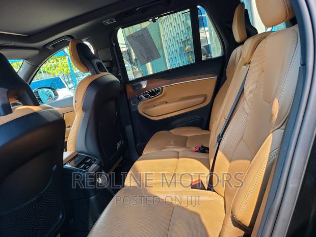 2017 Volvo XC90 in Black: High-End Used SUV