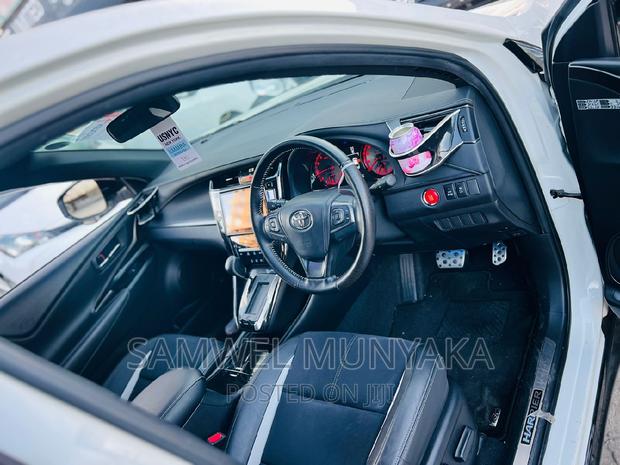 2017 4WD Toyota Harrier 2.0 Turbo: Pearl Edition for Sale