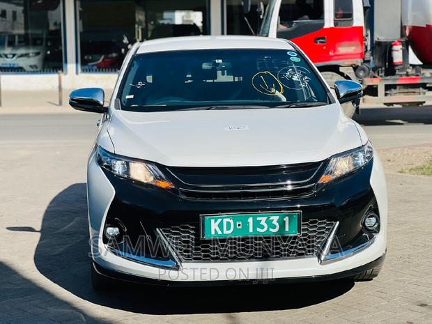 2017 4WD Toyota Harrier 2.0 Turbo: Pearl Edition for Sale