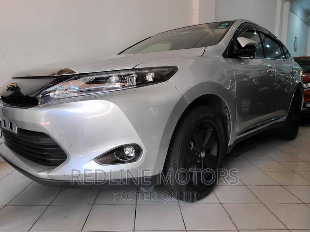 Luxury SUV 2016 Toyota Harrier in Silver - Best Pre-Owned Deal