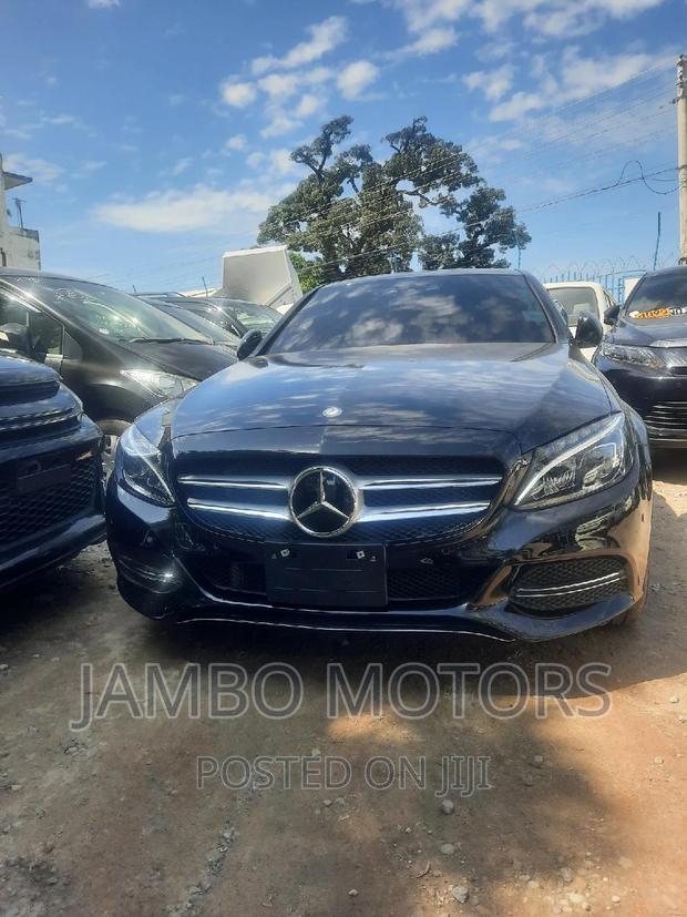 2016 Mercedes-Benz C180 in Black: High-End Sedan for Sale