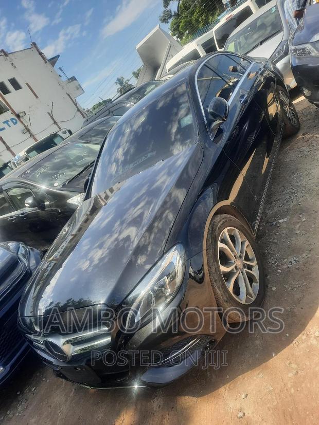 2016 Mercedes-Benz C180 in Black: High-End Sedan for Sale