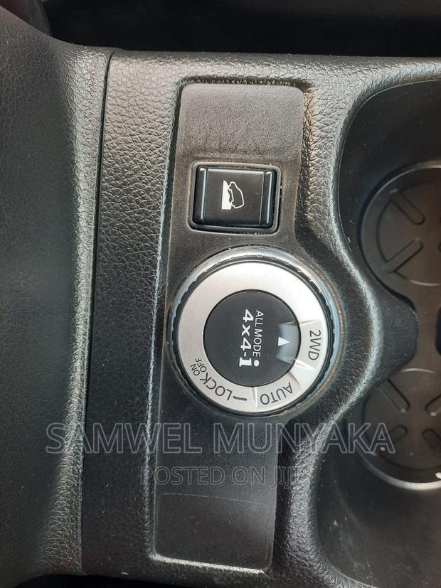 2015 Nissan X-Trail 2.0 Petrol AWD Silver - Used - For Sale