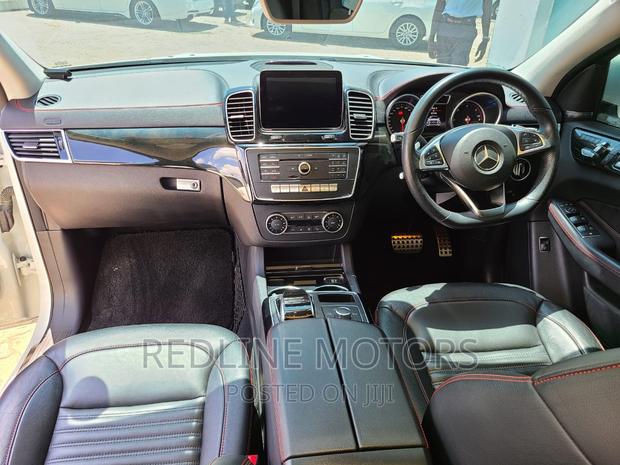 Luxury SUV: 2016 Mercedes-Benz GLE 350d 4MATIC - Available Now!