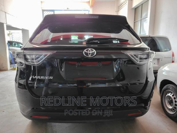 2017 Toyota Harrier 2.0 Black - Stylish & Efficient SUV