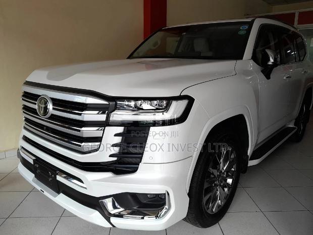 New Toyota Land Cruiser 2022 White