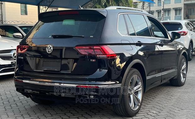 2017 Matt Black Volkswagen Tiguan: Sophisticated SUV Offering