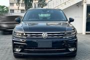 2017 Matt Black Volkswagen Tiguan: Sophisticated SUV Offering for sale