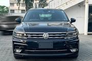 2017 Matt Black Volkswagen Tiguan: Sophisticated SUV Offering for sale