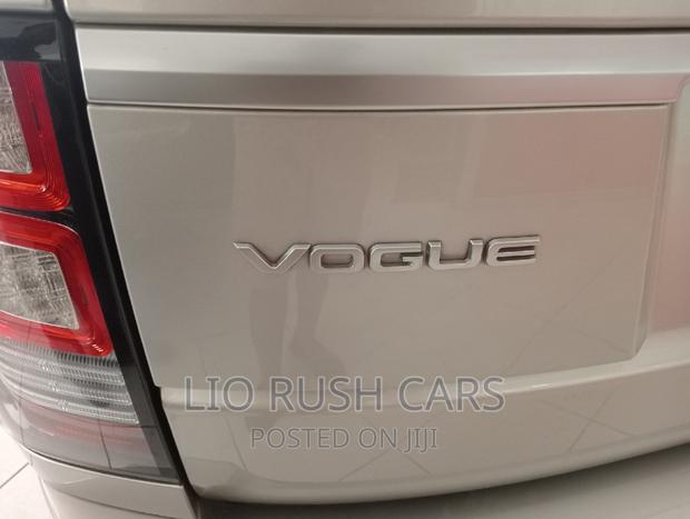 Silver 2017 Land Rover Range Rover Vogue - Luxury