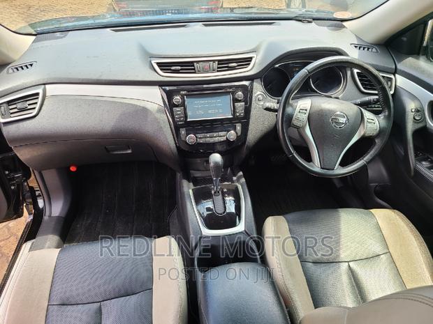 2016 Nissan X-Trail 2.0 Petrol AWD Black: Stylish & Powerful SUV