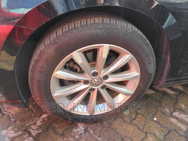 Black Volkswagen Passat 2016 - Power and Style