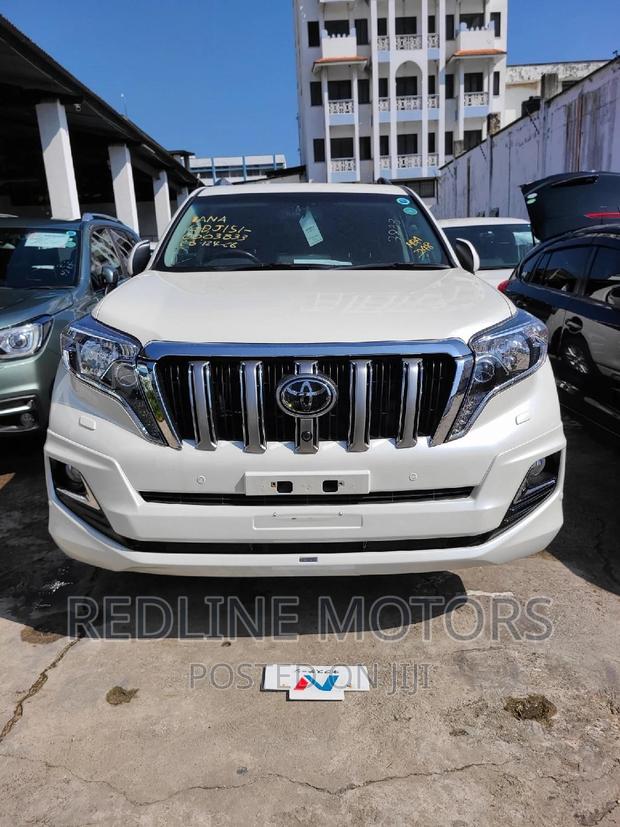 7-Seat 2016 Toyota Land Cruiser Prado 3.0 D-4D (190 HP) in White