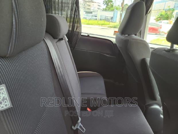 7-Seater 2016 Toyota Noah 2.0 AWD in Silver - Perfect for the Family