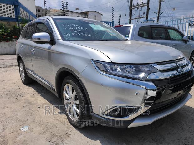 2018 Mitsubishi Outlander – Silver Trim: High-Quality SUV for Everyday Use