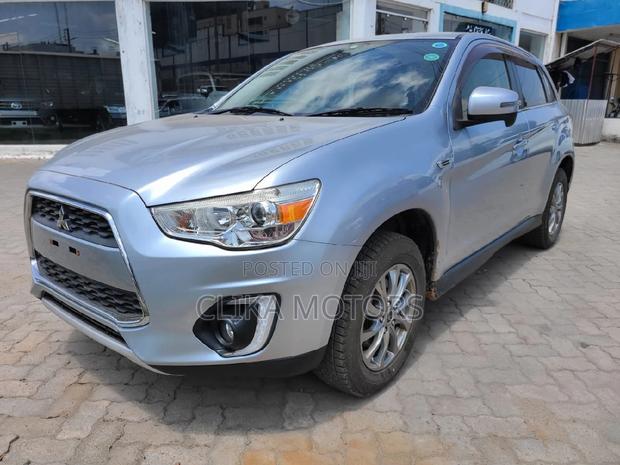 2016 Mitsubishi RVR Silver: The Ultimate Compact SUV for Your Journey