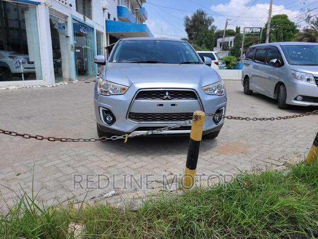 2016 Mitsubishi RVR Silver: The Ultimate Compact SUV for Your Journey