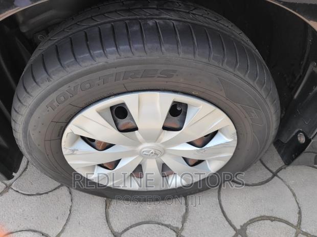 Black 2016 Toyota Noah 2.0 AWD - Comfortable 7-Seater