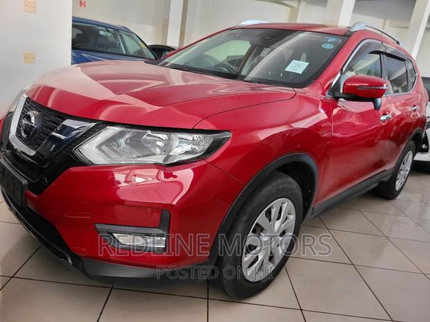 2017 Nissan X-Trail 2.0 Petrol AWD - Red