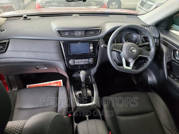 2017 Nissan X-Trail 2.0 Petrol AWD - Red