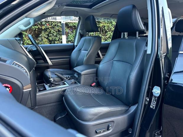 2019 Toyota Land Cruiser Prado 2.8 Black - High-End Off-Road Vehicle