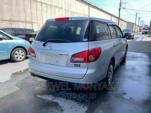 2016 Nissan Wingroad Silver - Perfect for Family Adventures