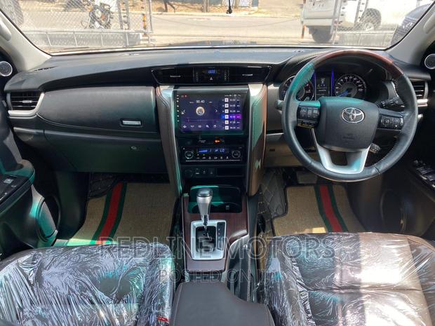 2016 Toyota Fortuner AWD 2.8 D Black - Excellent Condition