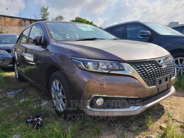 2016 Toyota Premio AWD 1.8 Gold - High Quality