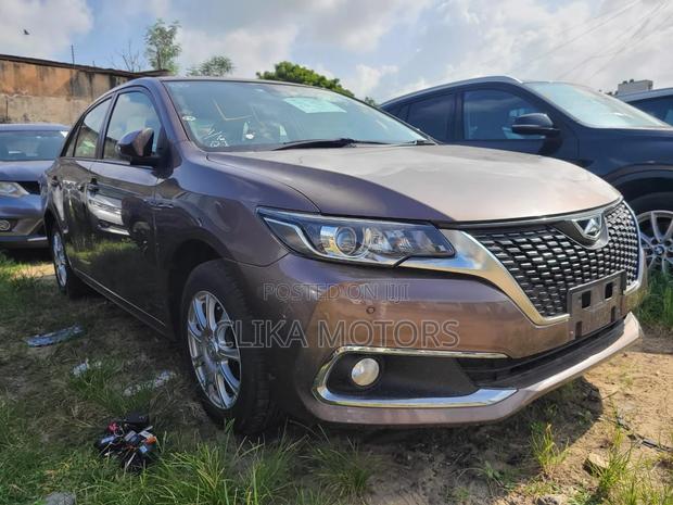 2016 Toyota Premio AWD 1.8 Gold - High Quality
