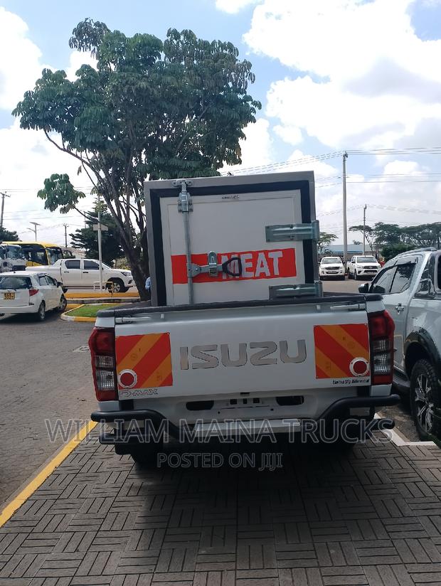 2023 Isuzu D-MAX White Edition: A New Era of Trucking