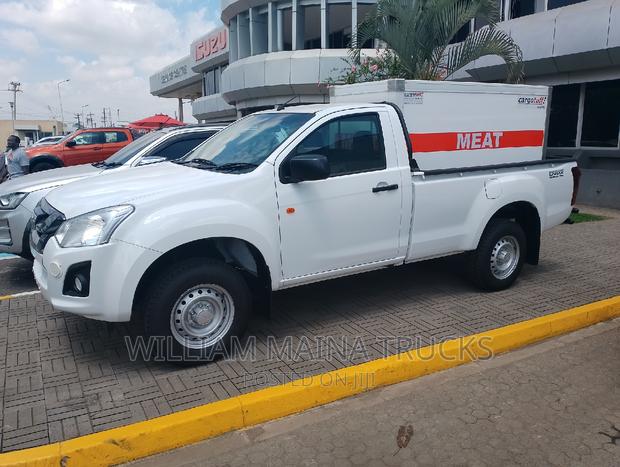 2023 Isuzu D-MAX White Edition: A New Era of Trucking