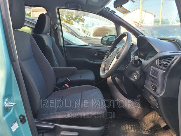 2016 Toyota Voxy Blue: The Perfect Family Car for Everyday Life