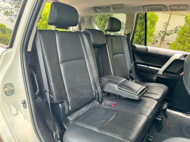 White 2016 Toyota Land Cruiser Prado 3.0 D-4D (172 HP) - Powerful Adventure Awaits