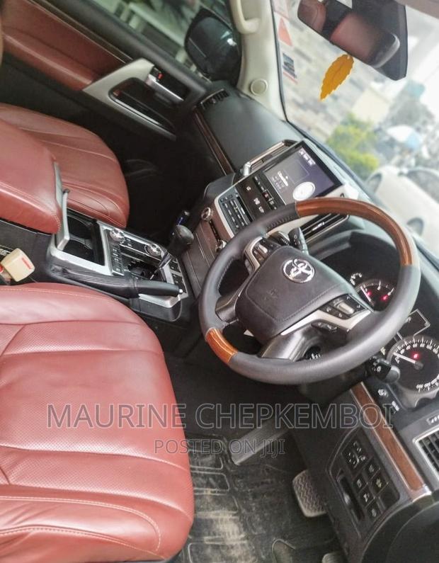 Toyota Land Cruiser 4.6 V8 ZX 2015 Matt Black