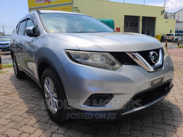 2016 Nissan X-Trail Silver 2.0 Petrol AWD: Luxurious and Capable Adventure Vehicle