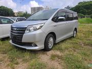 2016 Toyota Noah 1.8 FWD Hybrid - Silver 7-Seater for sale