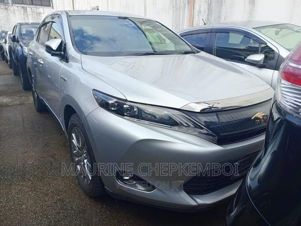 Toyota Harrier 2.5 Hybrid 4WD 2016 Silver