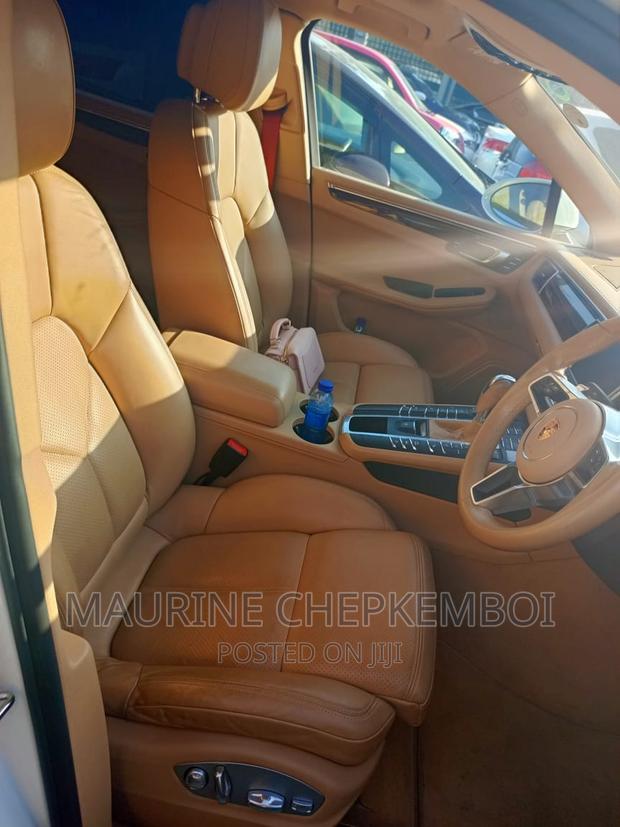 Porsche Macan 2016 White