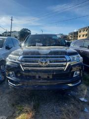 2017 Toyota Land Cruiser V8 AX Black - Pre-owned Luxury for sale
