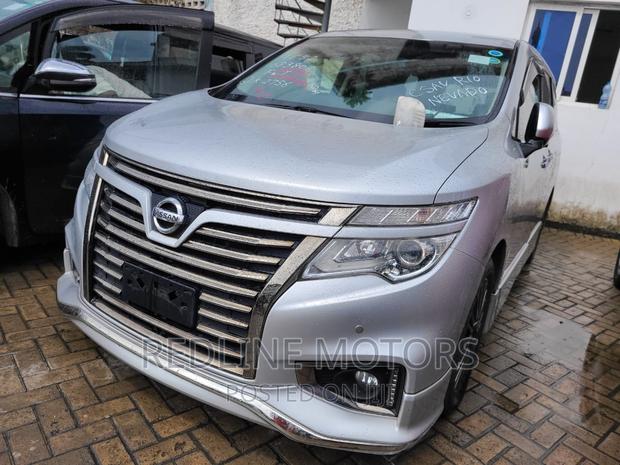 Premium 2016 Nissan Elgrand in Silver: Spacious and Stylish