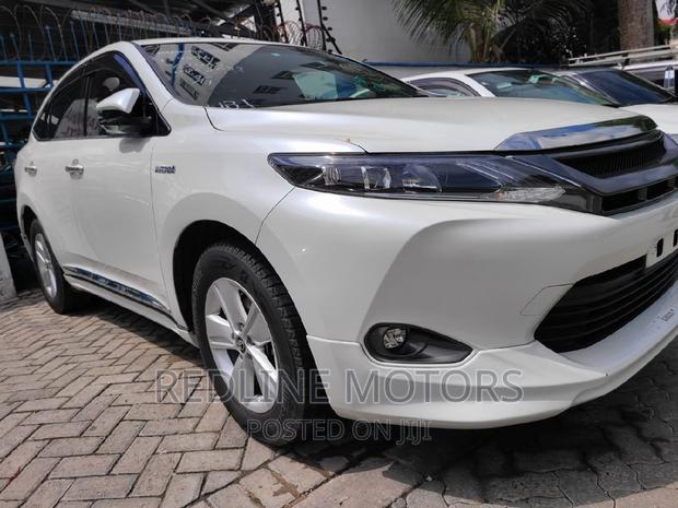 2016 Pearl Toyota Harrier 2.5 Hybrid 4WD - Used for Sale