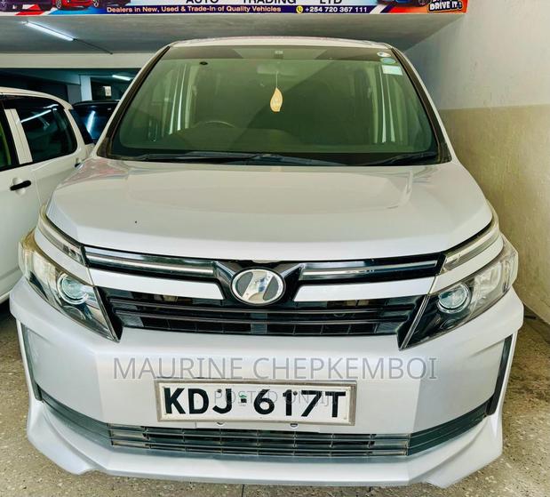 Used 2015 Toyota Voxy Silver: Affordable & Reliable