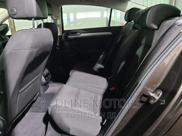 Volkswagen Passat 2016 - Gray - Impeccable Style & Quality