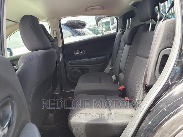 2016 Honda Vezel 1.5 4WD Black - Top-Notch Performance