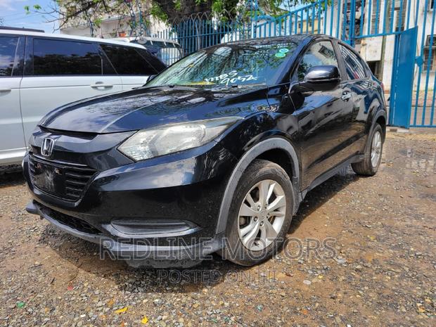 2016 Honda Vezel 1.5 4WD Black - Top-Notch Performance