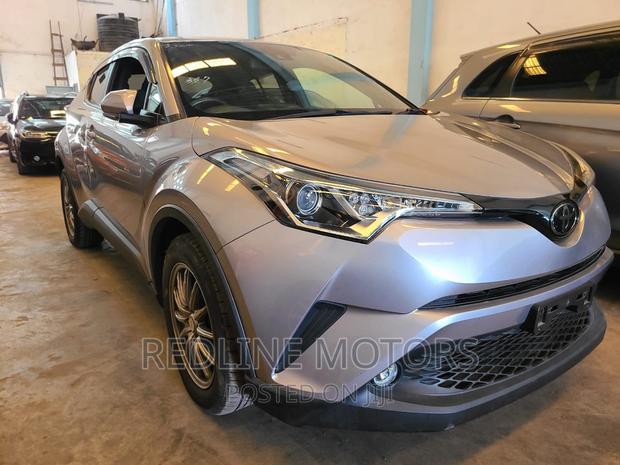 Gold 2017 Toyota C-HR - Compact Crossover