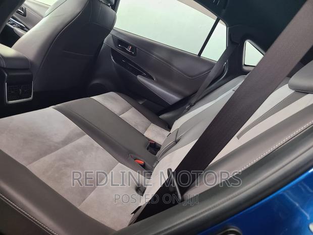 2017 Toyota Harrier 2.0 Blue - Reliable and Efficient SUV