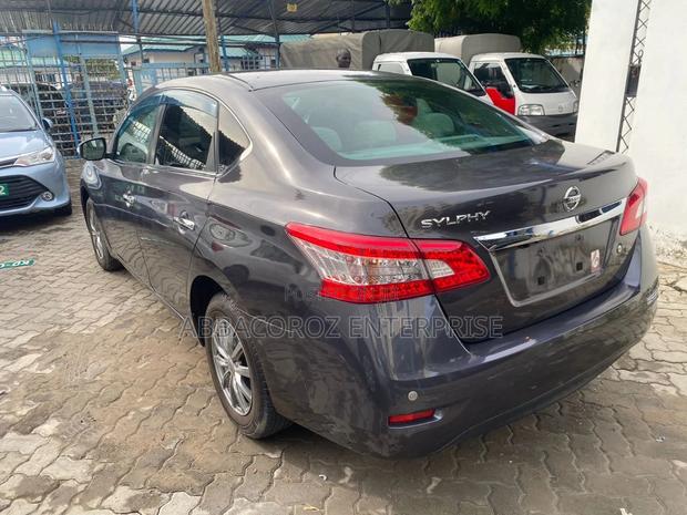 Used 2016 Nissan Sylphy in Brown - Affordable Luxury